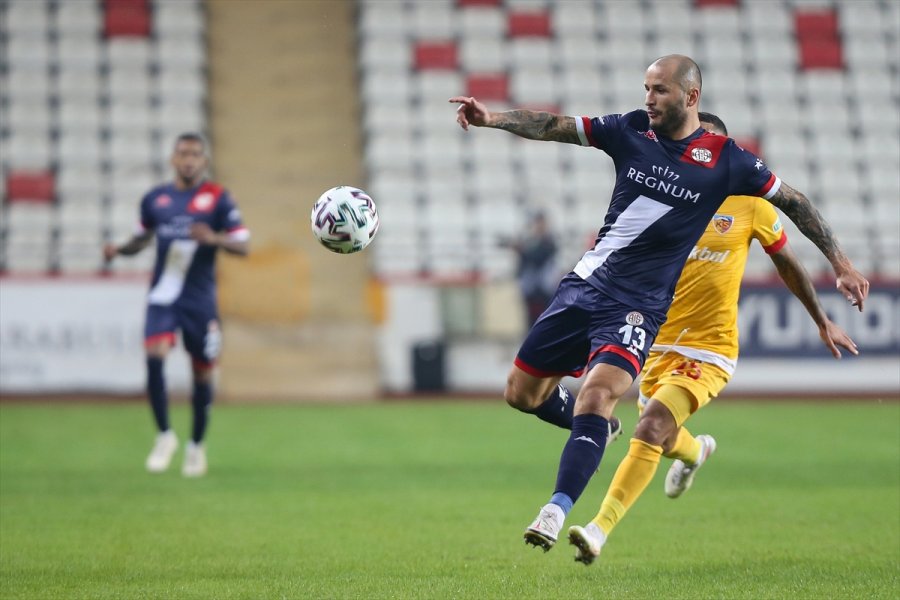 Antalyaspor İç Sahada Dördüncü Galibiyetini Aldı