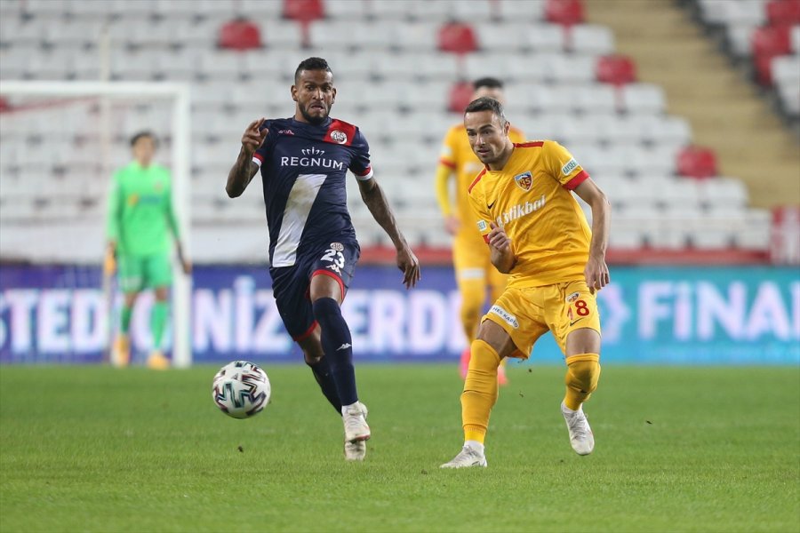 Antalyaspor İç Sahada Dördüncü Galibiyetini Aldı