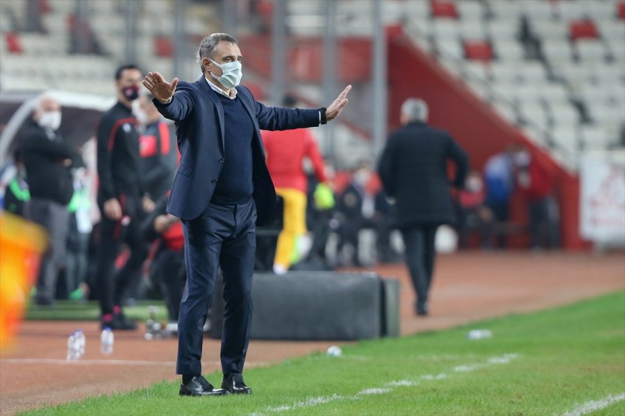 Antalyaspor İç Sahada Dördüncü Galibiyetini Aldı