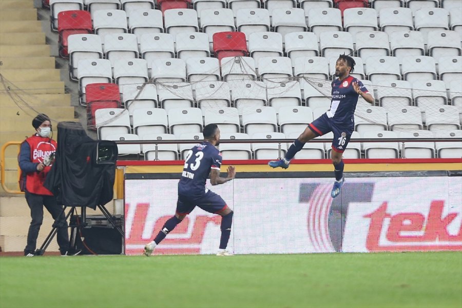 Antalyaspor İç Sahada Dördüncü Galibiyetini Aldı