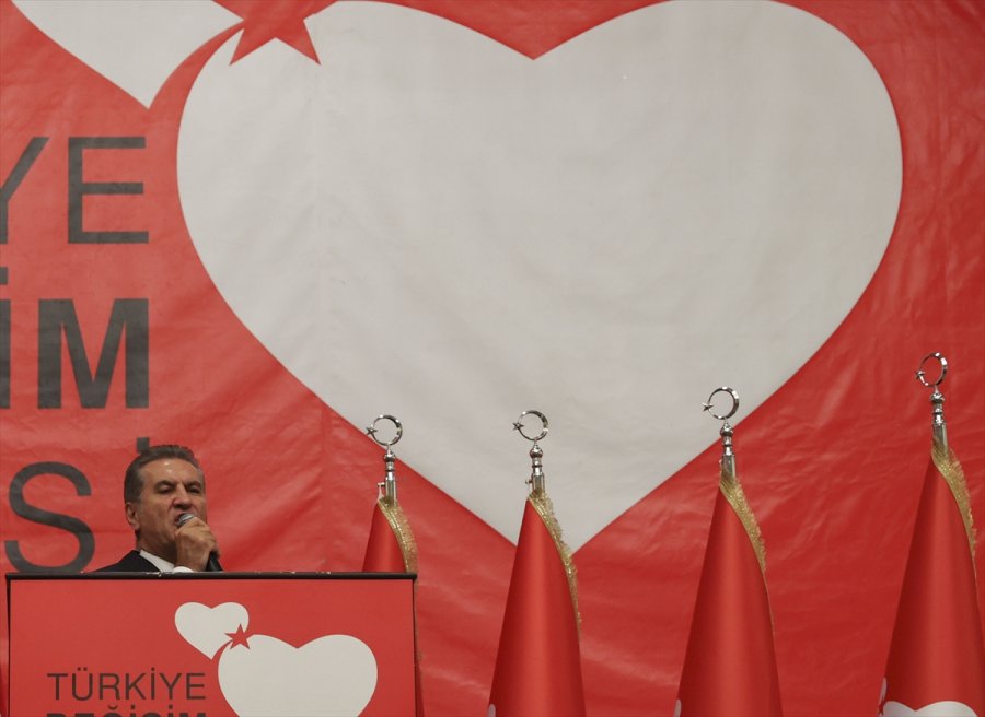 Türkiye Değişim Partisi Genel Başkanı Sarıgül, İlk Basın Toplantısını Yaptı: