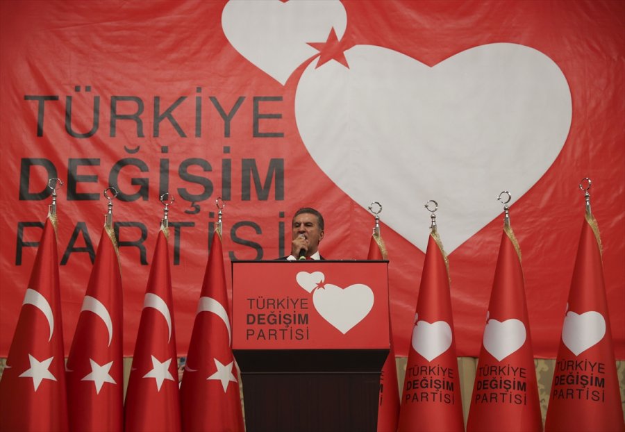 Türkiye Değişim Partisi Genel Başkanı Sarıgül, İlk Basın Toplantısını Yaptı: