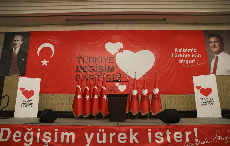 Türkiye Değişim Partisi Genel Başkanı Sarıgül, İlk Basın Toplantısını Yaptı: