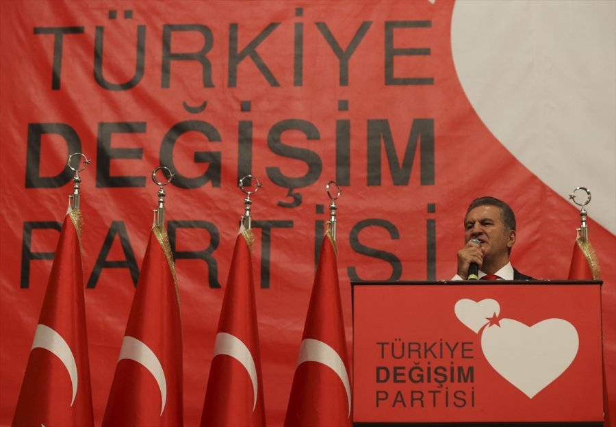 Türkiye Değişim Partisi Genel Başkanı Sarıgül, İlk Basın Toplantısını Yaptı: