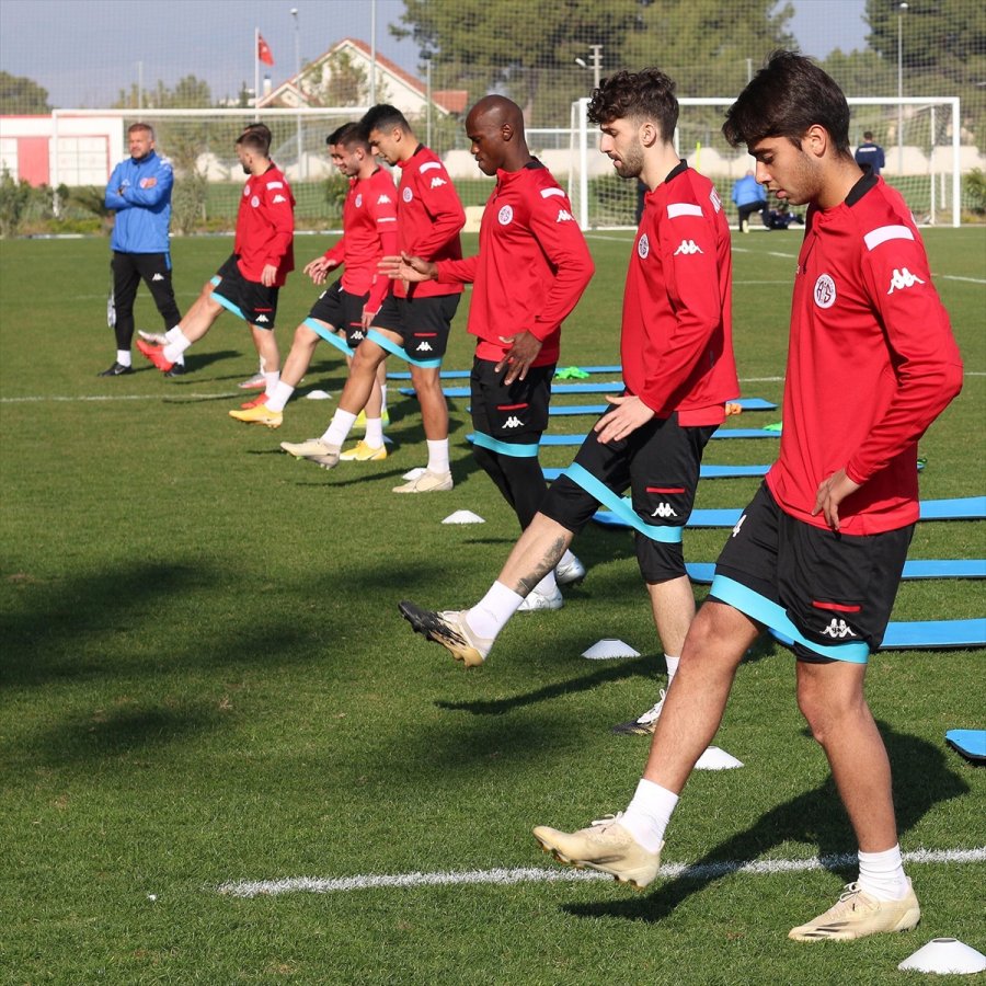 Antalyaspor'da Çaykur Rizespor Maçı Hazırlıkları