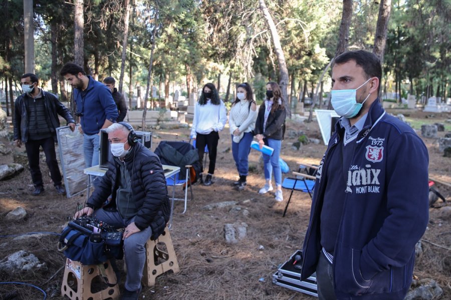 Komedi Dizisi İçin Kovid-19 Tedbirleri Altında 