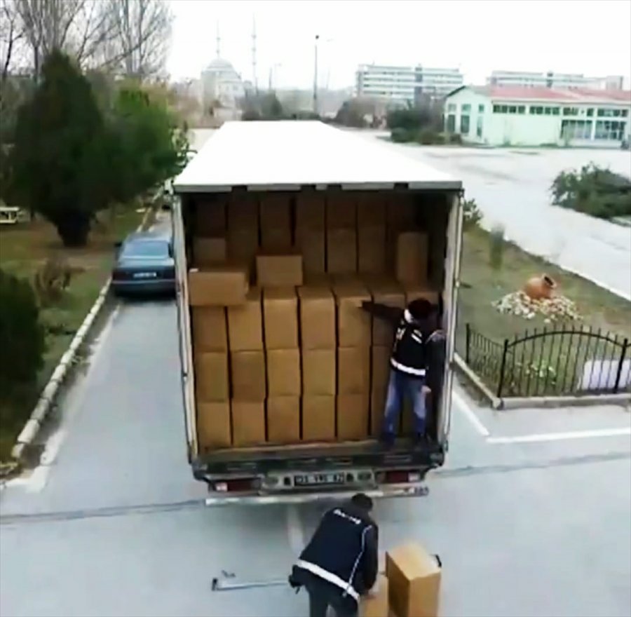 Konya'da 9 Ton 230 Kilogram Kaçak Tütün Ele Geçirildi