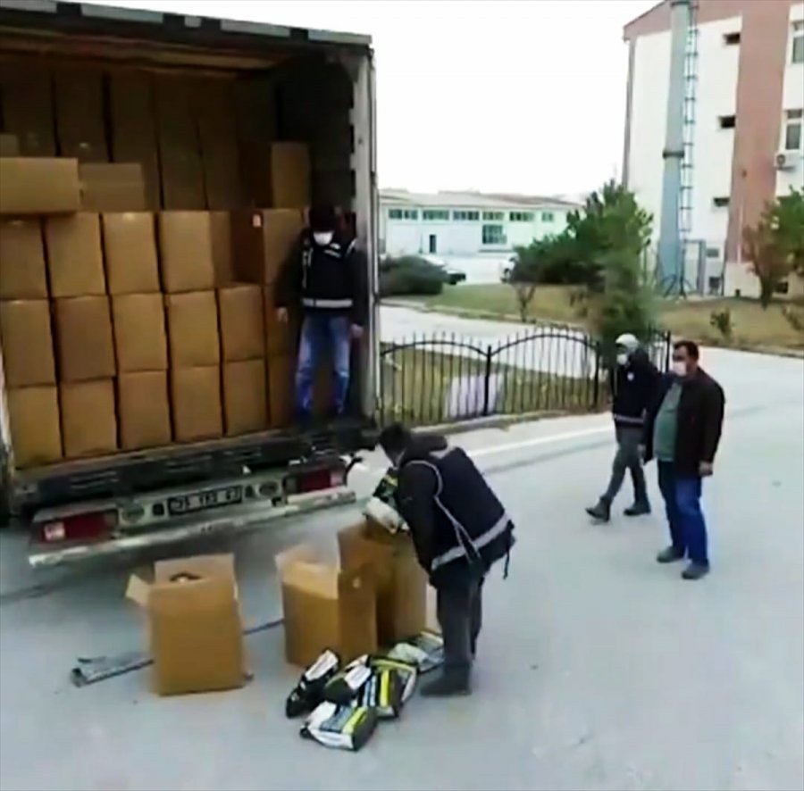 Konya'da 9 Ton 230 Kilogram Kaçak Tütün Ele Geçirildi