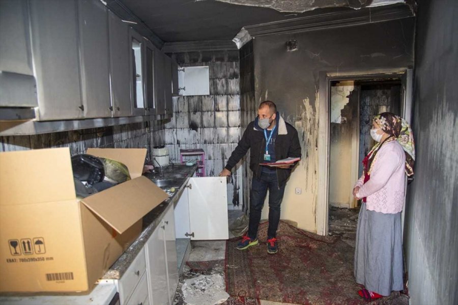 Mersin'de Yangın Mağduru Ailenin İhtiyaçları Karşılanacak