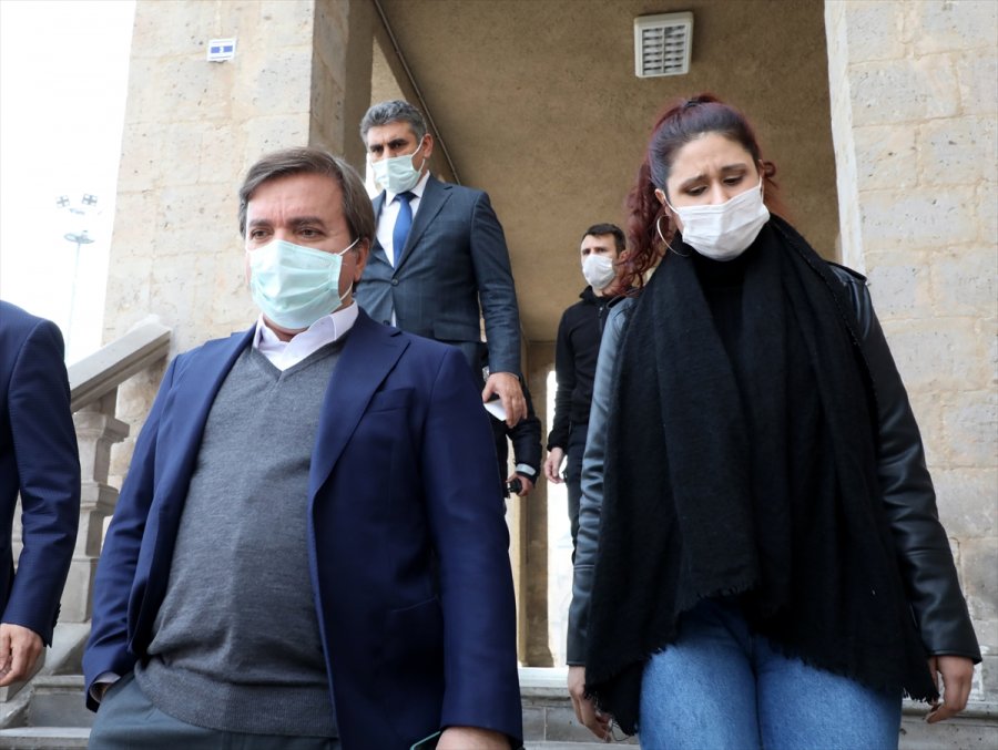 Küs Dedesiyle Büyükannesini Barıştırmak İsteyen Torun Cimer'den Yardım İstedi