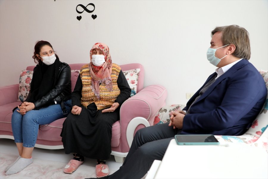 Küs Dedesiyle Büyükannesini Barıştırmak İsteyen Torun Cimer'den Yardım İstedi