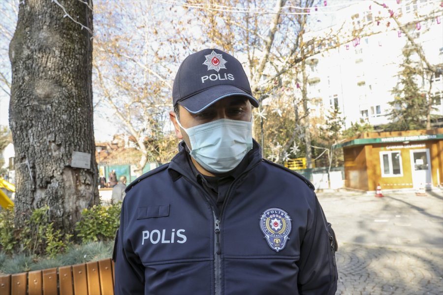 İlk İftarını Bankta Kumanyayla Açarken Objektife Takılan Polis Memuru, Aa'nın 