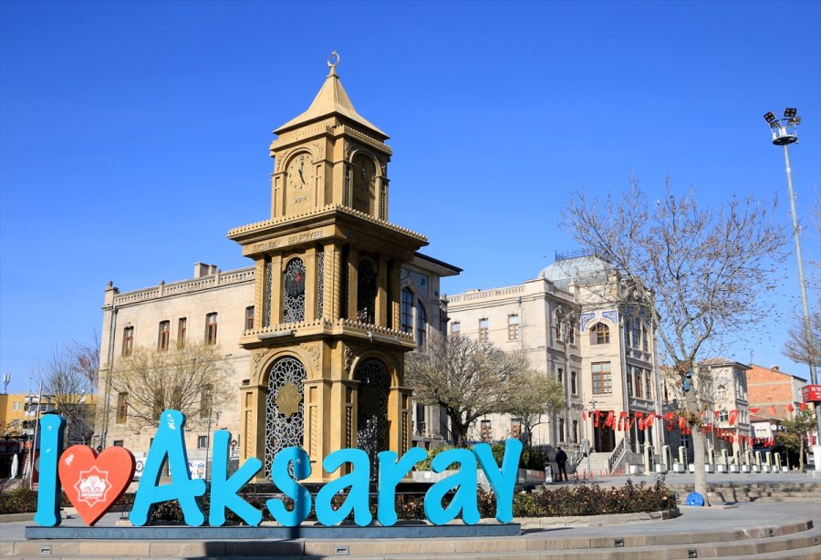 Konya, Karaman, Aksaray Ve Afyonkarahisar'da Sokağa Çıkma Kısıtlamasına Uyuldu