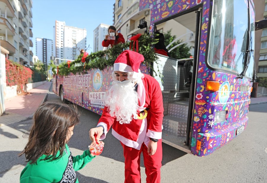 Mersin'de Üstü Açık Otobüsle 
