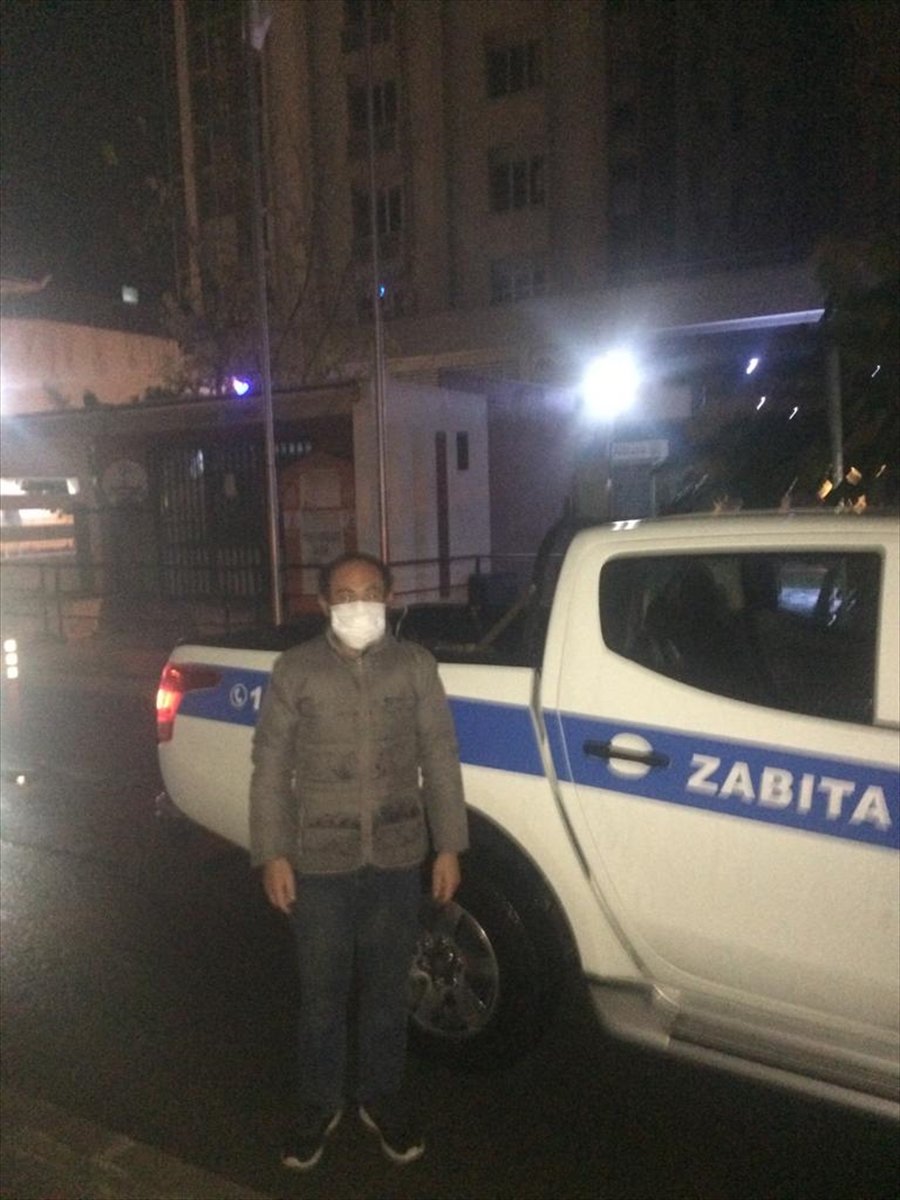 Antalya'da Gidecek Yeri Olmadığını Söylemesine Rağmen Ceza Kesilen Kişiye Yardım Eli Uzatıldı