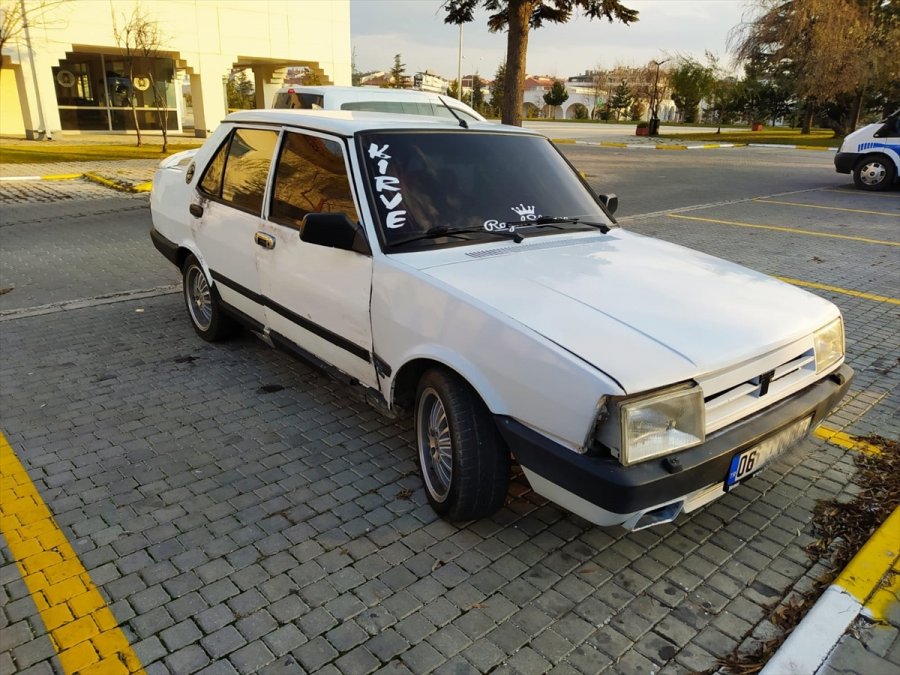 Güncelleme - Eskişehir'de Otomobil Parçası Çaldıkları İddia Edilen 3 Şüpheli Yakalandı