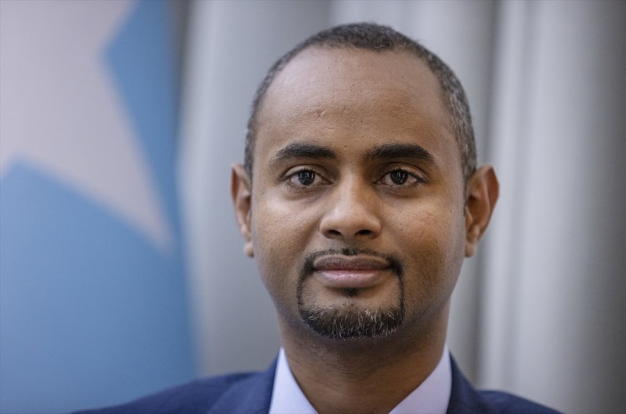 Türkiye Mezunu Somalili Bakan, İlk Yurt Dışı Ziyaretini 