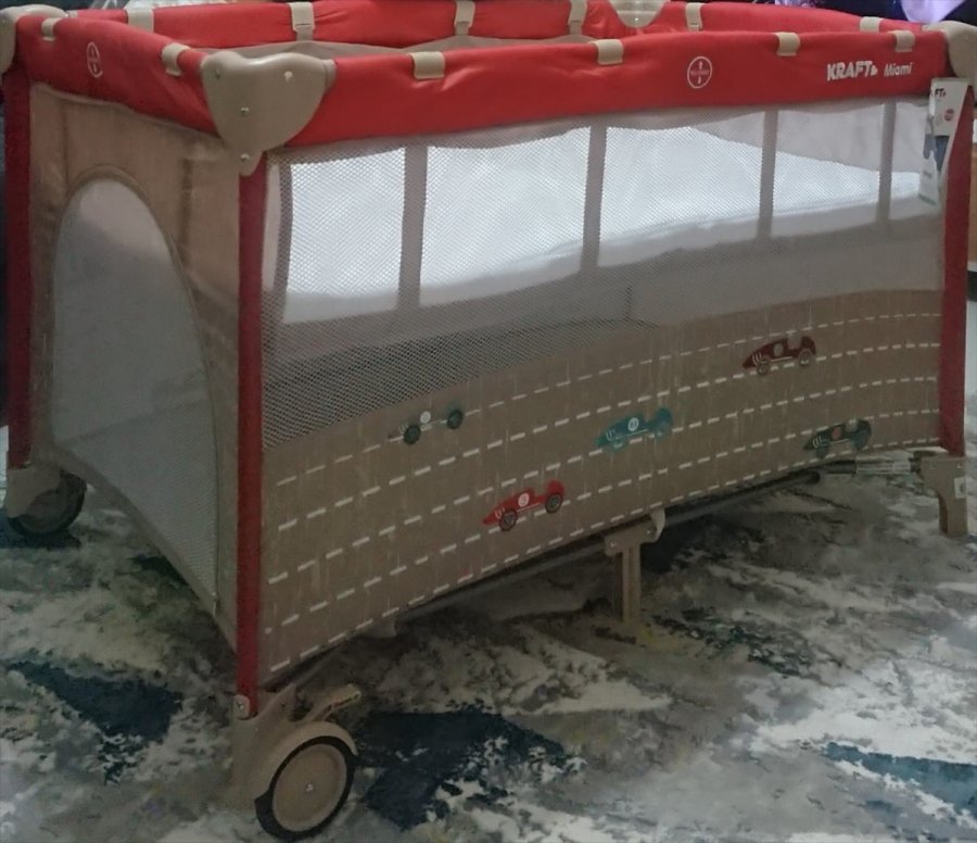 Antalya Polis Eşleri Derneği Üyelerinden İhtiyaç Sahiplerine Yardım