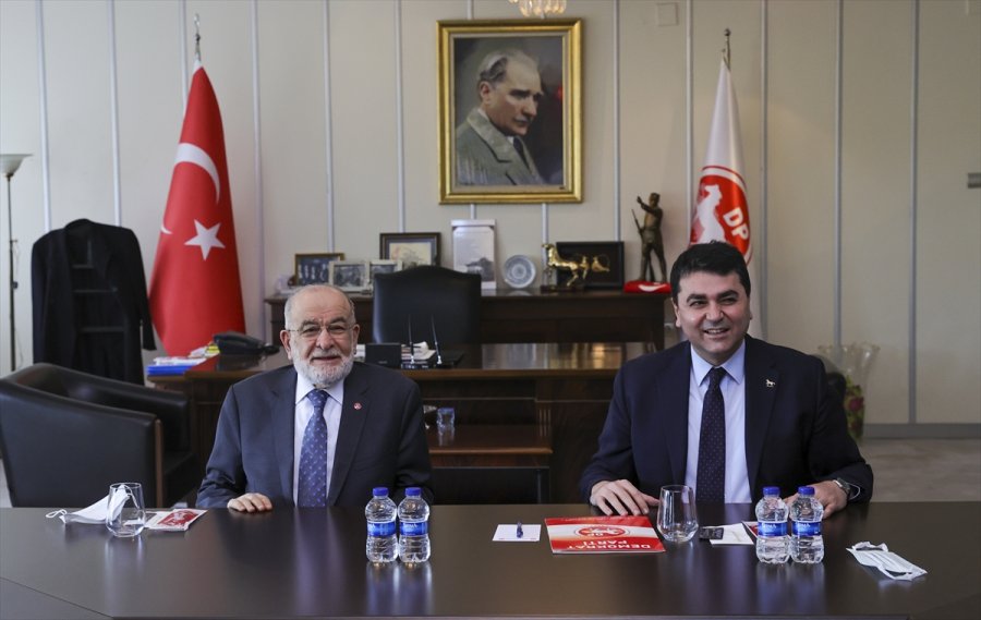 Saadet Partisi Genel Başkanı Karamollaoğlu'ndan Demokrat Parti Genel Başkanı Uysal'a Ziyaret