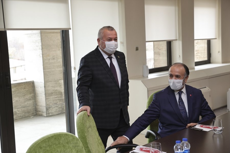 Saadet Partisi Genel Başkanı Karamollaoğlu'ndan Demokrat Parti Genel Başkanı Uysal'a Ziyaret