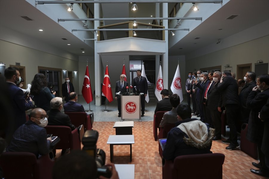 Saadet Partisi Genel Başkanı Karamollaoğlu'ndan Demokrat Parti Genel Başkanı Uysal'a Ziyaret