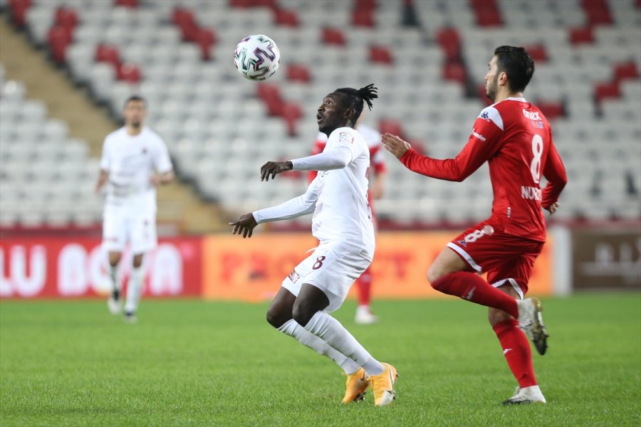 Hatayspor Antalyaspor'u 6 Golle Yendi