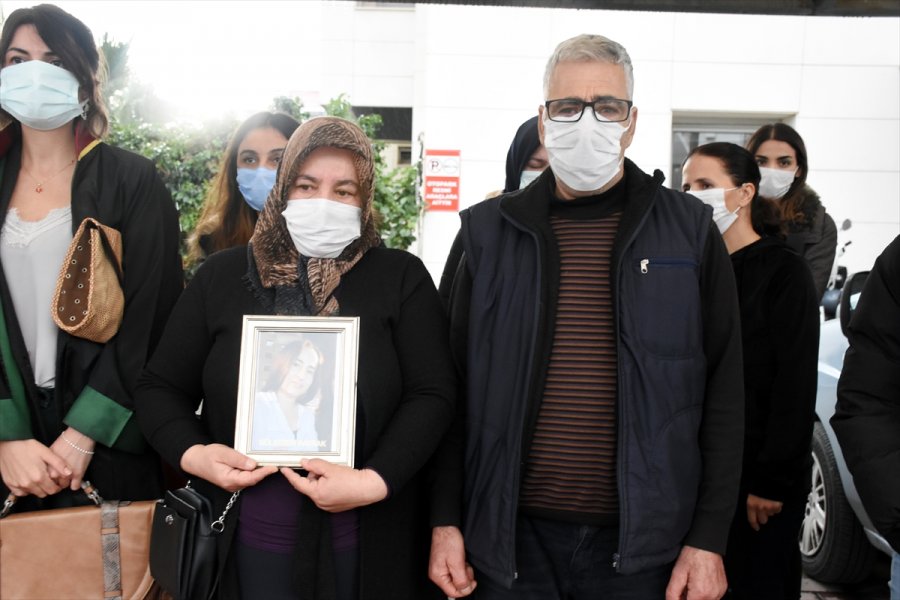 Antalya'da Eşini Bıçaklayarak Öldüren Sanığa Ağırlaştırılmış Müebbet Hapis Cezası