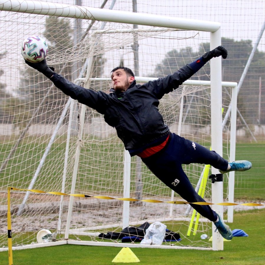 Antalyaspor'da 5 Oyuncu Antrenman Yaptı