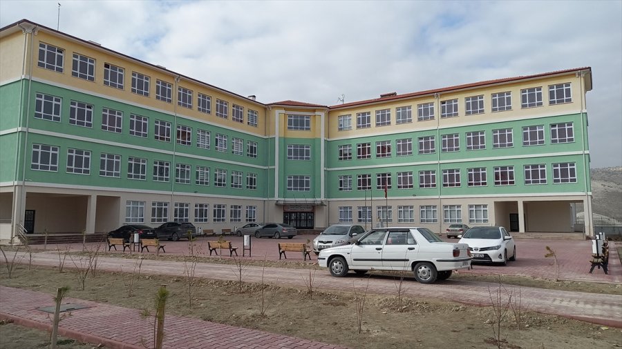 Beypazarı Fatih Mesleki Ve Teknik Anadolu Lisesi'nde Dezenfaktan Üretimi