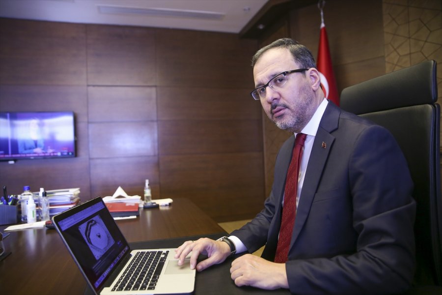 Gençlik Ve Spor Bakanı Mehmet Muharrem Kasapoğlu, Aa'nın 