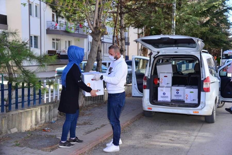 Kahramankazan Belediyesi Sosyal Yardımlarını Sürdürüyor