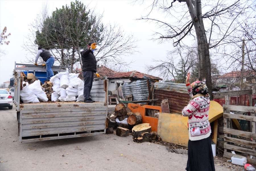 Kahramankazan Belediyesi Sosyal Yardımlarını Sürdürüyor