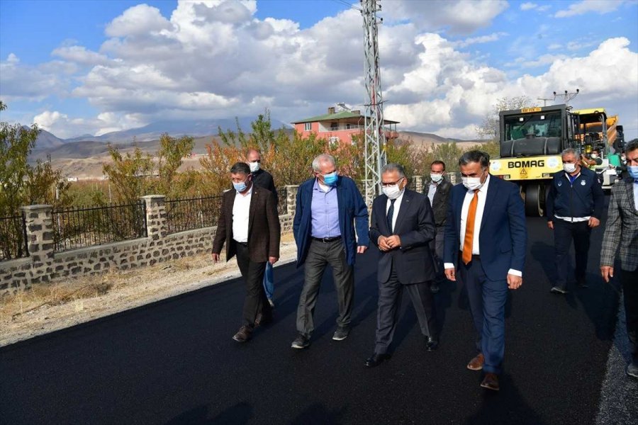 Kayseri Büyükşehir Belediyesi İlçelere 14 Milyon Liralık Asfalt Serdi