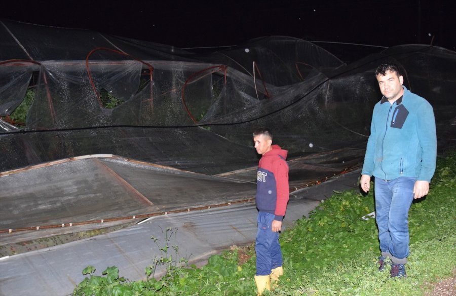 Kumluca'da Sağanak Ve Rüzgar Etkili Oldu