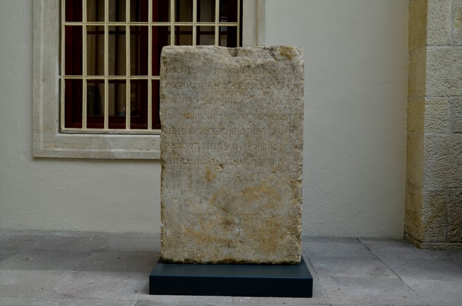 Mersin'de Müzeye Dönüştürülen Eski Adliye Binası Tarihe Işık Tutuyor