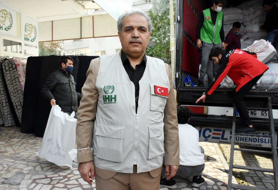 Alanya'dan Suriye'ye Yardım Tırı Gönderildi