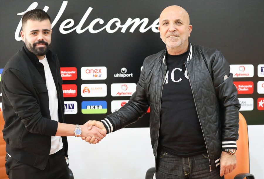 Aytemiz Alanyaspor, Hasan Hüseyin Acar'ı Transfer Etti