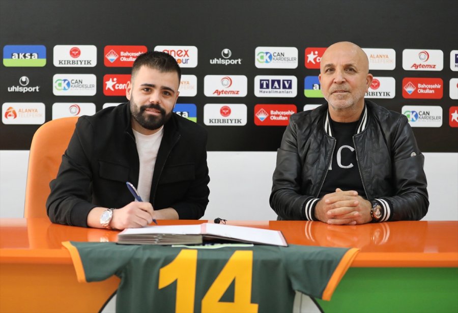 Aytemiz Alanyaspor, Hasan Hüseyin Acar'ı Transfer Etti