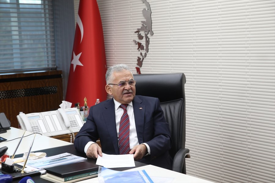 Başkan Büyükkılıç, Sanayi Ve Teknoloji Bakan Yardımcıları İle Toplantı Yaptı