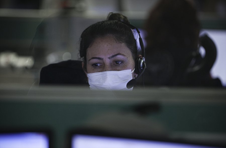 Başkentte 112 Çağrı Merkezinde Yeni Yıl Mesaisi