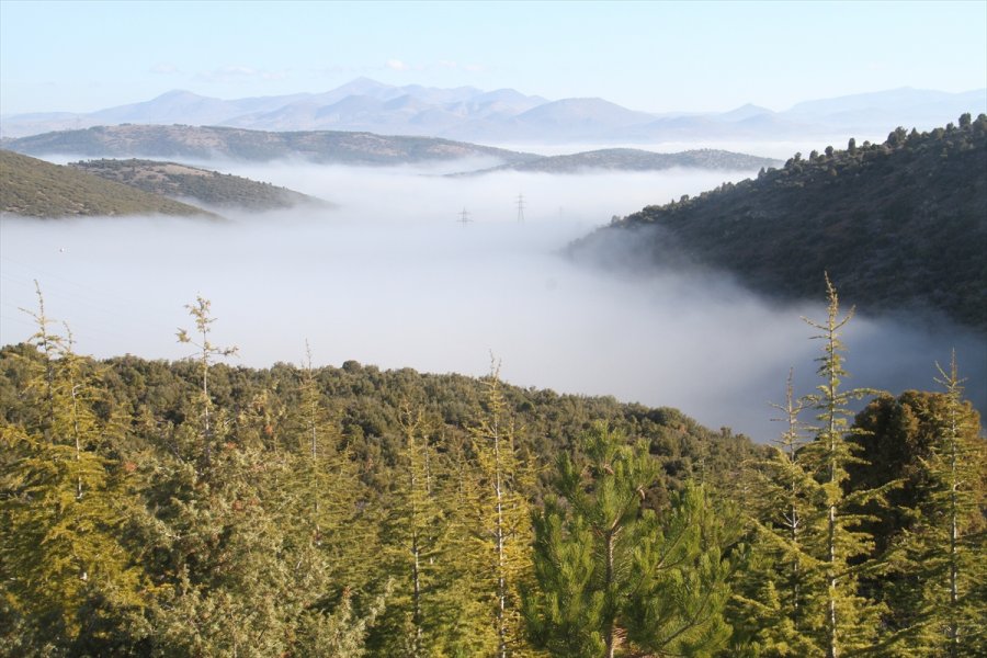 Beyşehir Gölü Üzerinde Sis Bulutu Güzelliği