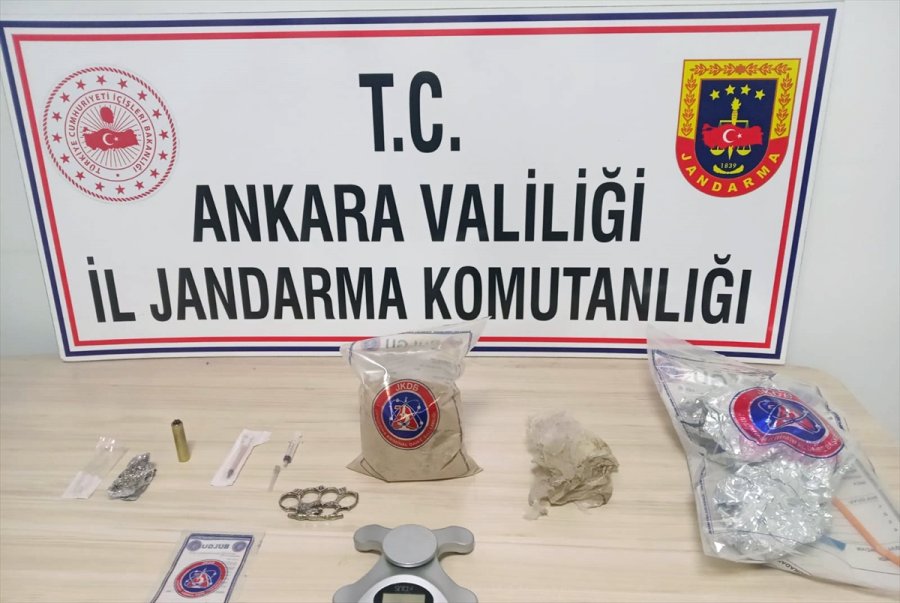 Ankara'da Uyuşturucu Ticareti Yaptıkları İddia Edilen 2 Kişi Tutuklandı