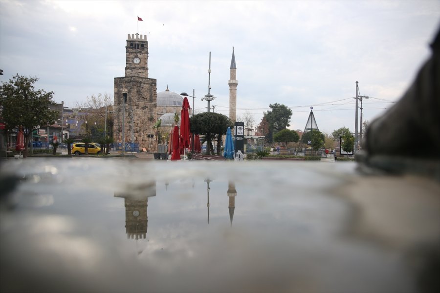 Antalya, Muğla, Isparta Ve Burdur'da Yeni Yılın İlk Gününde Sessizlik Hakim