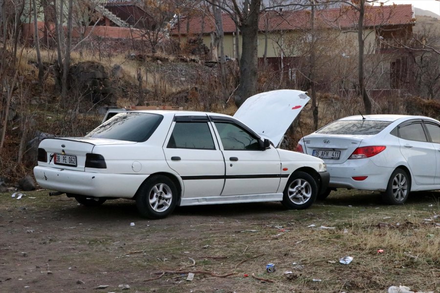Kayseri'de Otomobil Hırsızlığıyla İlgili 3 Kişi Yakalandı