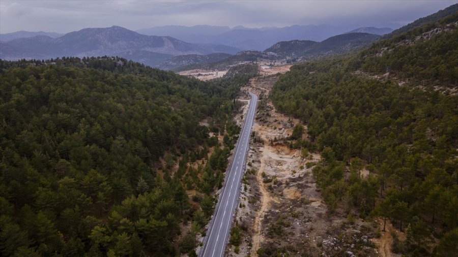 Antalya-konya Kara Yolundaki Sakinlik Drone İle Görüntülendi