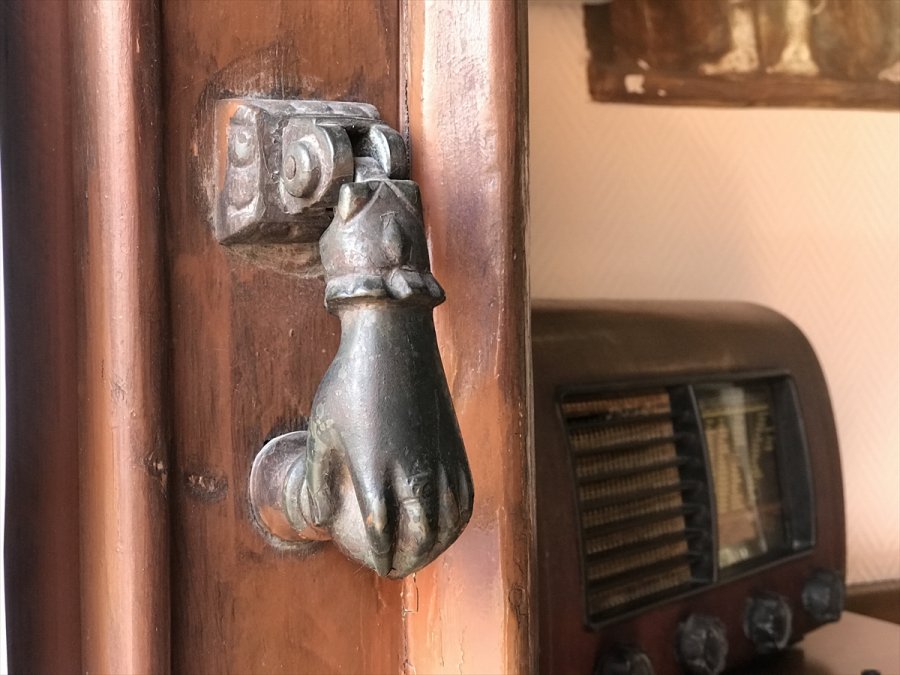 Ayakta Tutmak İçin Satın Aldığı Asırlık Konakla Turizme Hizmet Veriyor