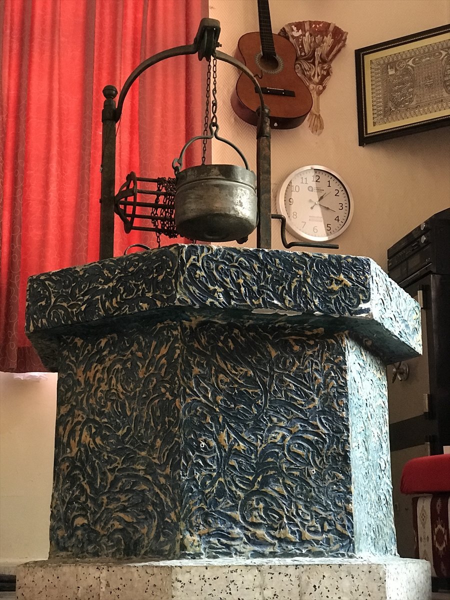 Ayakta Tutmak İçin Satın Aldığı Asırlık Konakla Turizme Hizmet Veriyor