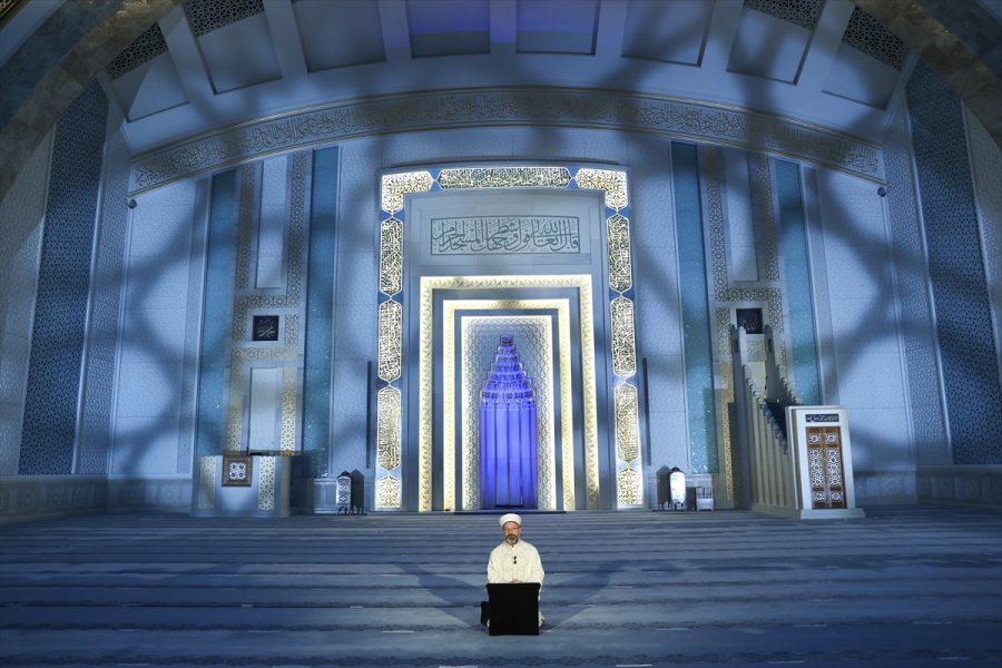 Diyanet İşleri Başkanı Erbaş, 