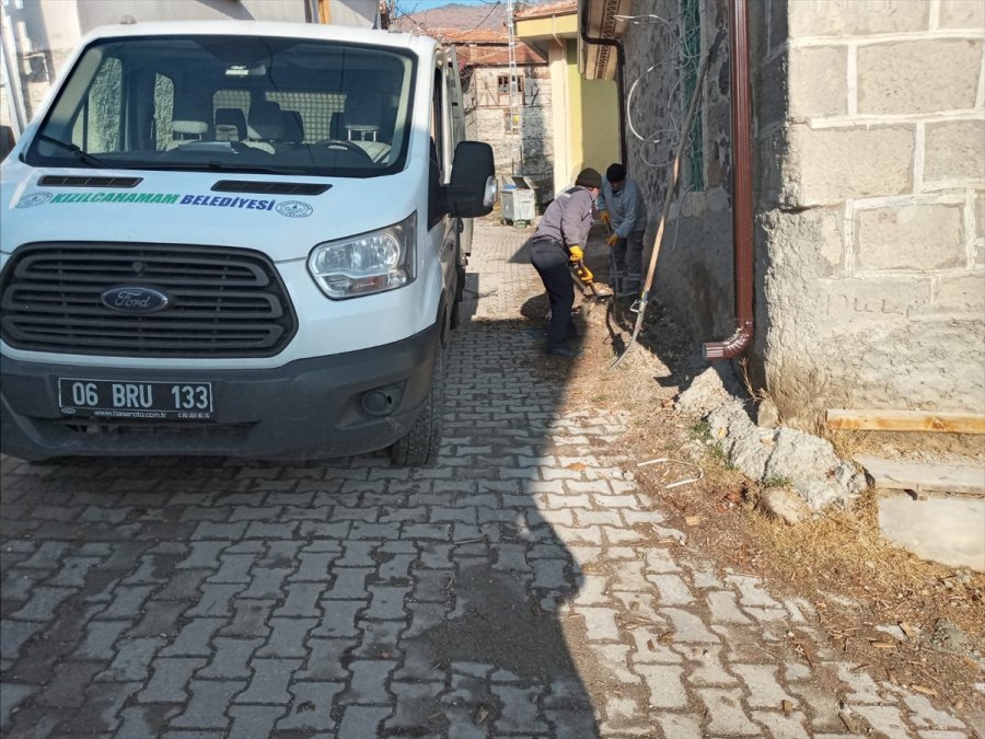 Kızılcahamam Belediye Başkanı Acar, Temizlik Çalışmalarını Denetledi