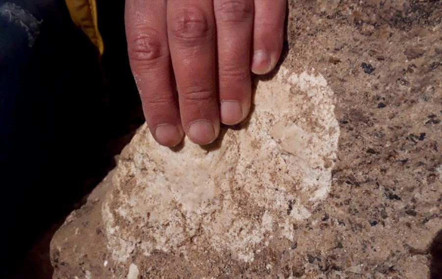 Lüle Taşı Peşinde Geçen Hayatlar